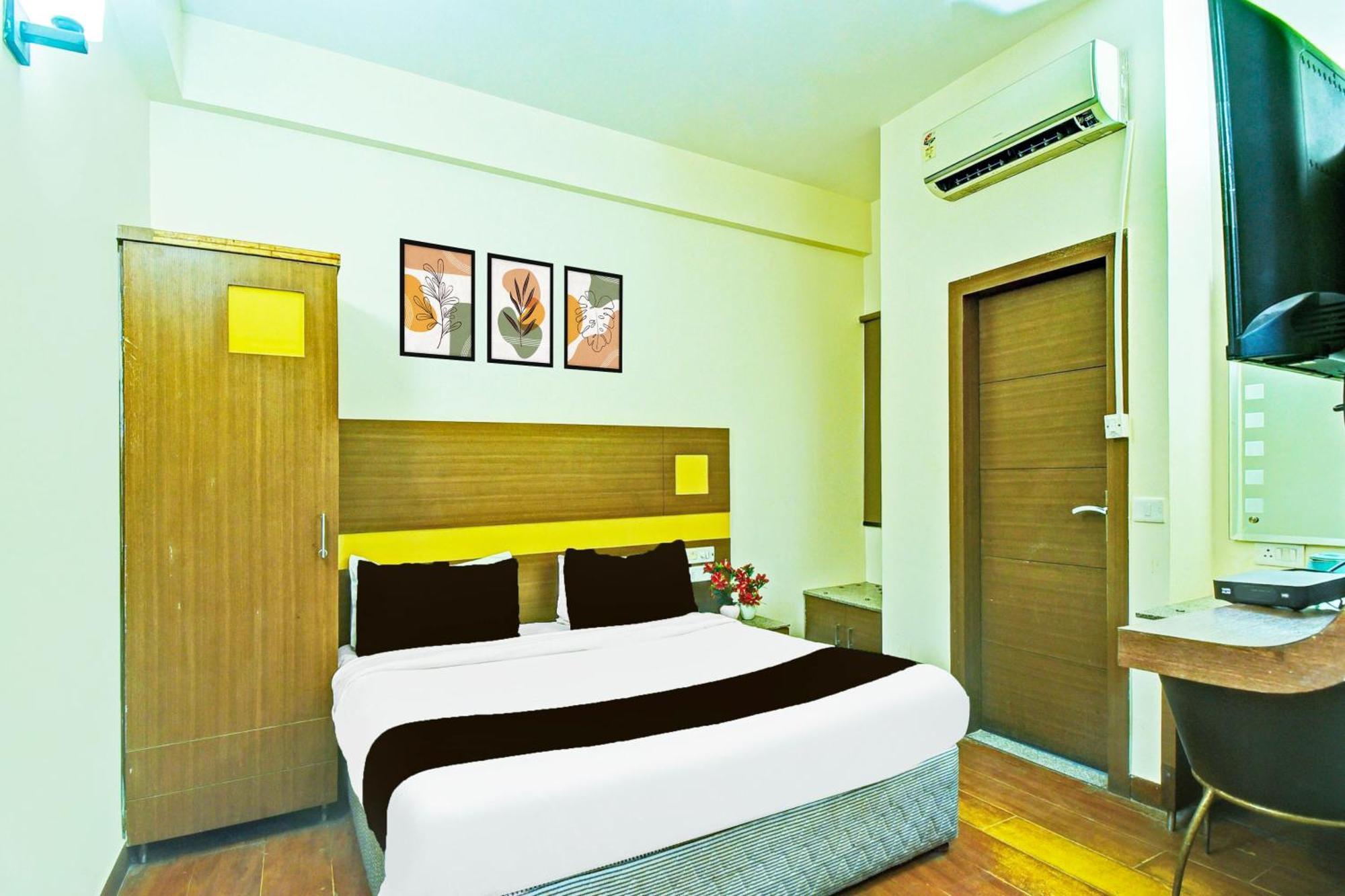 Super Townhouse Amrapali Circle Formerly Hotel Aqua Dzsaipur Kültér fotó