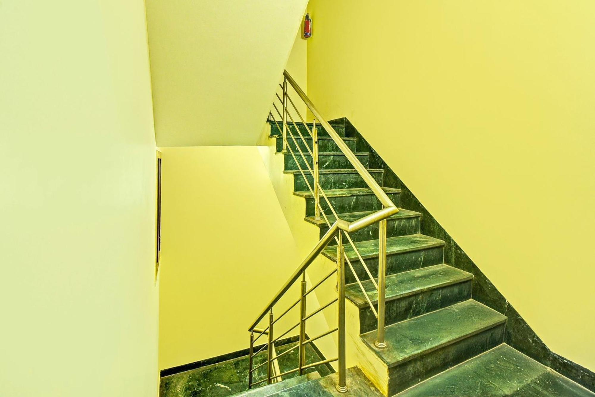 Super Townhouse Amrapali Circle Formerly Hotel Aqua Dzsaipur Kültér fotó