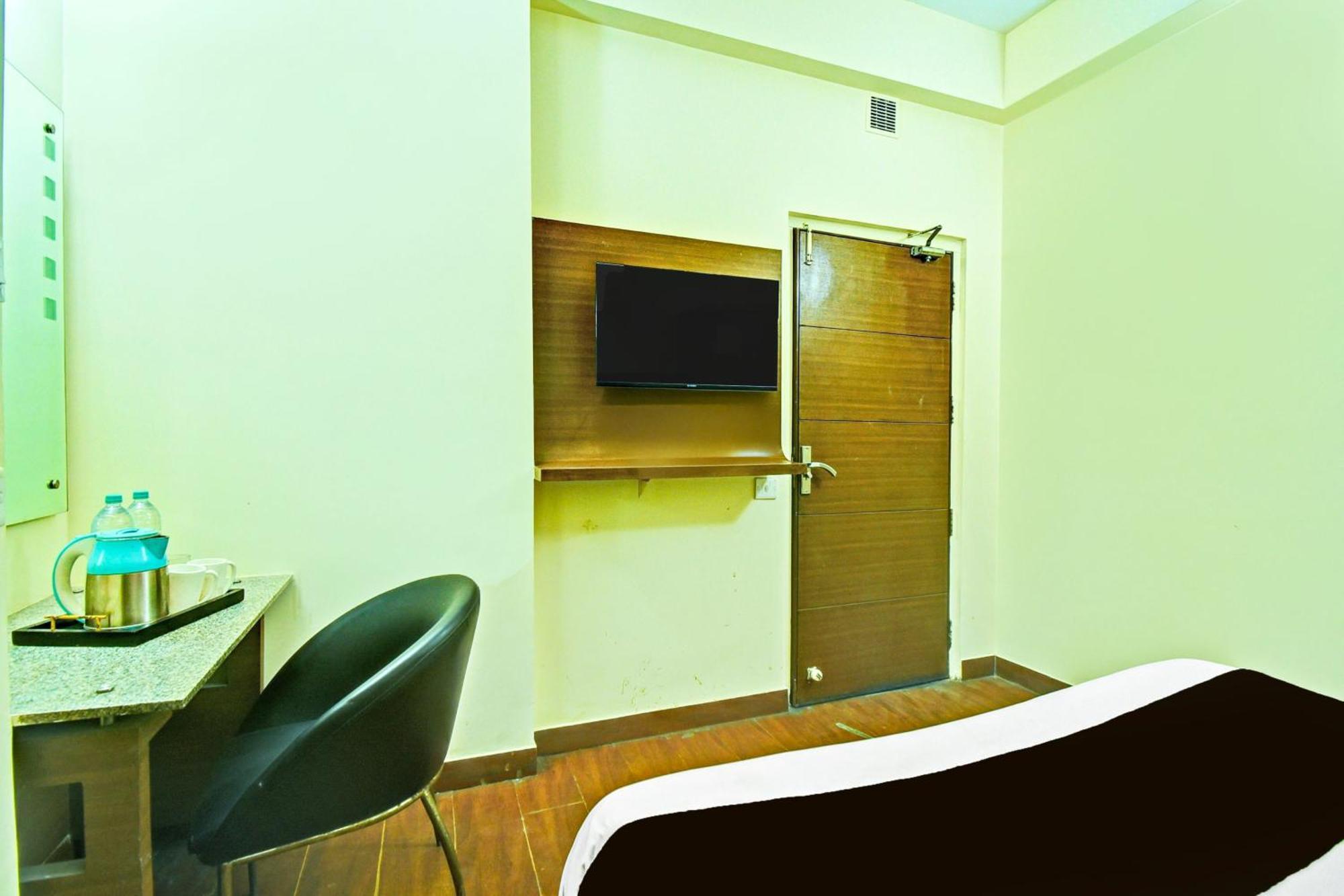 Super Townhouse Amrapali Circle Formerly Hotel Aqua Dzsaipur Kültér fotó