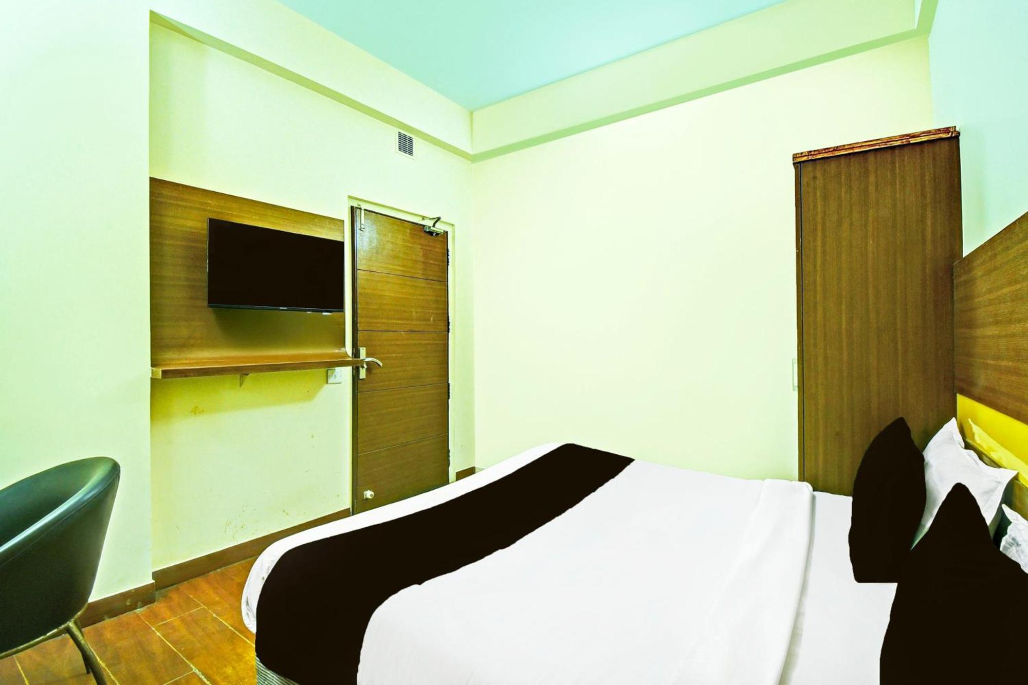 Super Townhouse Amrapali Circle Formerly Hotel Aqua Dzsaipur Kültér fotó