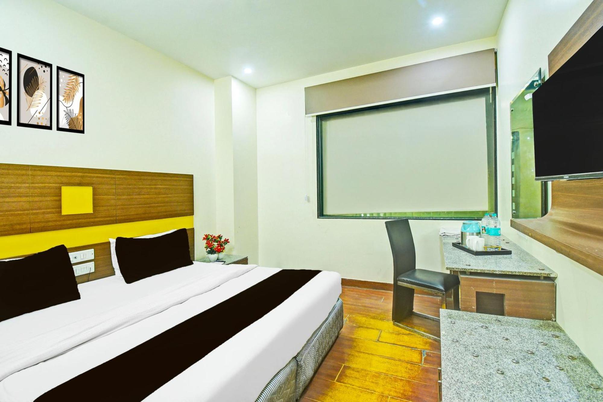 Super Townhouse Amrapali Circle Formerly Hotel Aqua Dzsaipur Kültér fotó